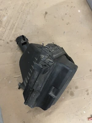 2009 - 17 INFINITI FX35 FX37 FX50 QX70 原始设备制造商右乘客空气净化器盒 ASSY — 第 1/4 张图片