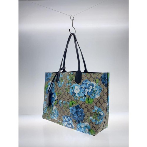 Borsa a mano Gucci Blooms stampata tote bag GG blu fantasia floreale fiori beige blu