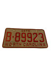 Vintage 1975 north carolina license plate B-89923