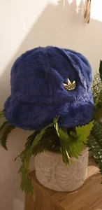 Adidas Originals Blue Faux Fur Bucket Hat BNWT - Picture 1 of 6