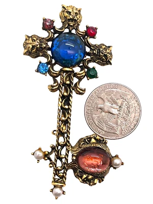 Gorgeous Vintage Large Figural Key Brooch, Lion's Heads, Faux Pearls, Glass - Image 1 of 3