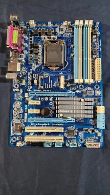 Gigabyte LGA 1155 GA-Z68P-DS3 Sandy Bridge **AS IS****Read Listing**  - Image 1 of 4