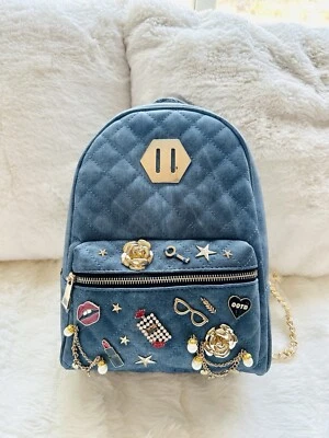 NUEVO CON ETIQUETAS ALDO Denim Azul OOTD Mochila Dijes Prendedores Estrás Perlas Cadena Correa Y2K Foto 1 de 4