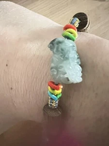 A Peixiu Green Jade Jadeite Wood Stretch Bracelet - Picture 1 of 6