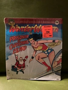 Wonder Woman Prisoner of Christmas Island 7" Shrink, 1978 & Incredible Hulk 7" - Imagen 1 de 3