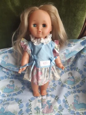 poupee Zapf creation robe d'origine - Photo 1/4