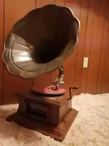 Antikes Grammophon voll funktionsfähig Grammophone Plattenspieler - Bild 1 von 13