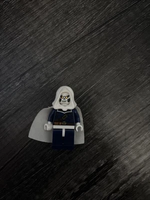 🔥 LEGO Taskmaster Minifigure sh0100 From Hulk Lab sh100 76018 Avengers Assemble - Image 1 of 3