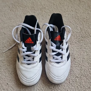 Adidas Goletto Football Boots Boys Girls size 12 uk White Black Red Firm Ground - Picture 1 of 6