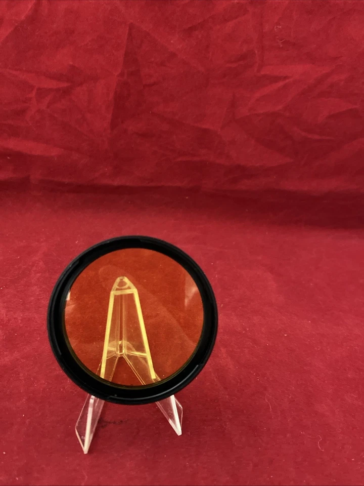 Hasselblad B50 Yellow 1.5x Y -0.5 Filter Bay 50 (250606-51) - Image 1 of 1