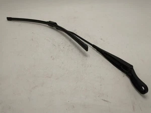 PEUGEOT 2008 WIPER ARM Mk1 Right Front PART NUMBER 1608393280 (*) 5 Door Hatchba - Picture 1 of 6