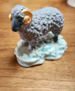 Lladro Sheep Elegant Graceful Formal Luxury Spain Figurine Japan - Picture 1 of 6