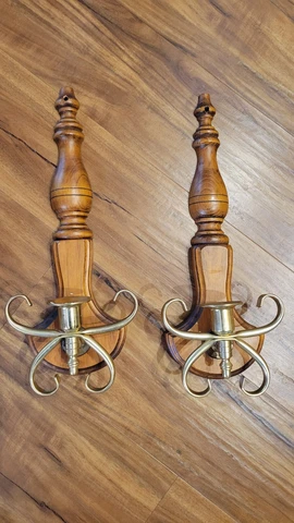2 Pair Of Mid Century Wood And Metal Wall Sconces Cover