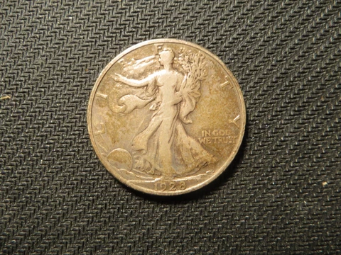 1928 S WALKING LIBERTY HALF VF Cover