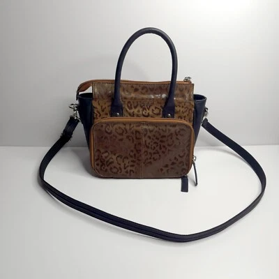 Cartera Bandolera Gun Tote’n Mamas Ocultar Llevar Manchas Estampado Animal RFID Foto 1 de 4