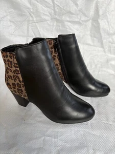 LADIES BLACK/LEOPARD TRIM SIDE ZIP ANKLE BOOT SIZE 4-8 - Picture 1 of 1