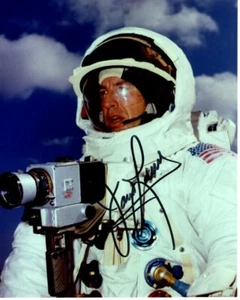 James Jim Lovell signiertes 8 x 10 NASA ASTRONAUT Foto mit Hologramm Echtheitszertifikat - Bild 1 von 2