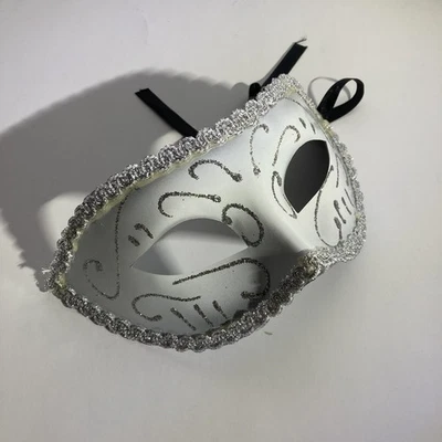 White & Silver Masquerade Mask Costume Ball Prom Halloween Valentines Party - Image 1 of 4