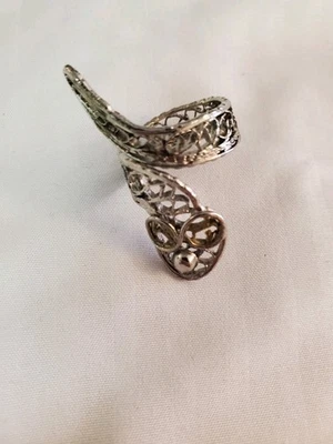 Anillo de serpiente enchapado en plata, 1,5" de largo, tamaño ajustable Foto 1 de 3