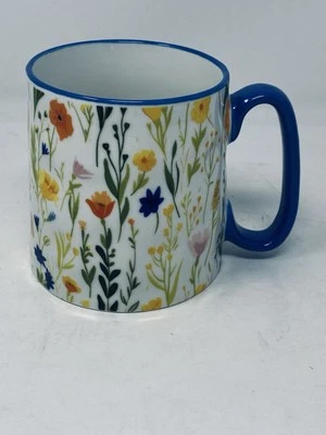 Taza de café floral Bella 10 Strawberry Street 14 oz flores coloridas Foto 1 de 4