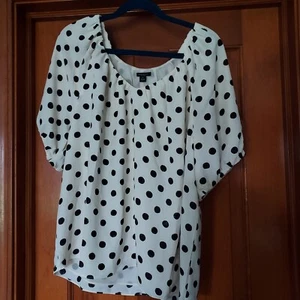 NWT Ann Taylor Womens White/Black Polka Dot Short Sleeve Chiffon Blouse Shirt XL - Picture 1 of 3