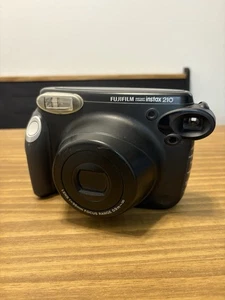 Fujifilm Instax 210 Wide analoge Sofortbildkamera - Schwarz - Bild 1 von 17