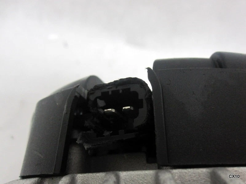 Alternador enchufe roto 8301 para Chevrolet Avalanche 2012, GMC Yukon 2007-2009 Foto 1 de 4