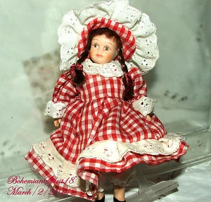 VINTAGE MINIATURE BISQUE DOUBLE JOINTED COUNTRY GIRL RED/WHITE DRESS/HAT DOLL - Picture 1 of 9
