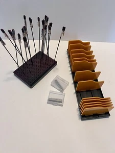 plastic model supplies Adj Plier Rack Alligator Stand W Clips 2 Pks Magnets - Picture 1 of 4