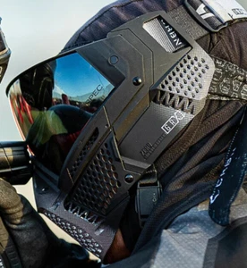 Máscara de paintball CRBN Zero GRX con 3 lentes C-SPEC más cobertura - semitono plateado - Imagen 1 de 19