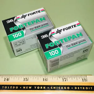 VINTAGE FORTEPAN 100 ISO 35mm FILM EXPIRED EXP 2009 2 ROLLS 36 FREEZER STORED - Picture 1 of 6