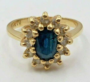 Anillo de oro amarillo de 14 quilates* ovalado de zafiros y diamantes talla 6,5 EE. UU. - Imagen 1 de 9