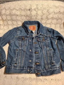 Levi's Denim Jean Trucker Jacket Size 7R Youth Blue Medium Wash - Picture 1 of 6