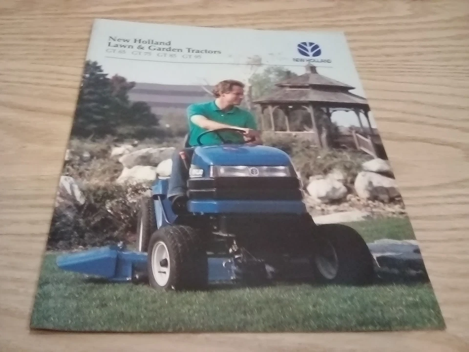 Folleto de tractores de césped y jardín New Holland GT65 GT75 GT85 GT95 Foto 1 de 1