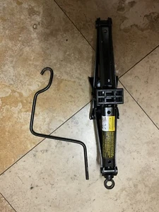 2001-2004 Saab 9-3 Tire Jack OEM - Picture 1 of 5