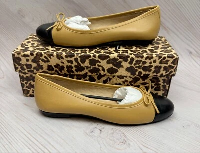 Camille Cap Toe Leather Flats | French Sole  US Size 7 - Image 1 of 4