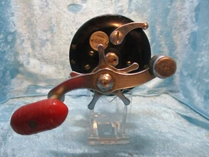 Sport King Fishing Reel - Picture 1 of 3
