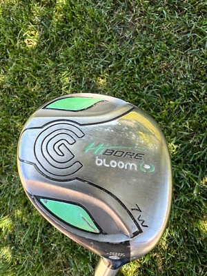 CLEVELAND HiBore Bloom - Ladies YS Qt Graphite Shaft Golf Club - RH - Image 1 of 4