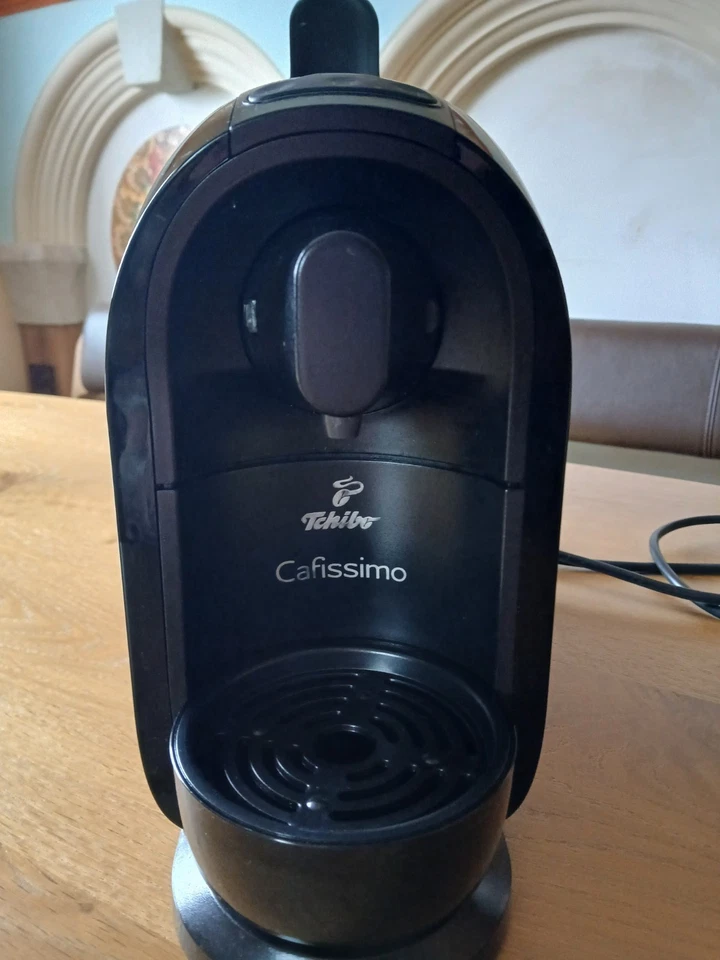 Tchibo Cafissimo Kapselmaschine, Schwarz Im Nichtraucher Haushalt Für 17€ - Bild 1 von 4