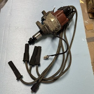 89-90 1.6 8v Suzuki Sidekick/ Geo Tracker Distributor - Ignition PART *OEM* - Picture 1 of 5