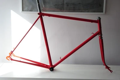 Cuadro de carreras Raleigh Super Lenton 1951, 57 cm CTOC (22,5 pulgadas). S/N 237321. Derecha Foto 1 de 4