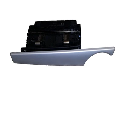 Mini R56 One 1,4 Vano Portaoggetti Apertura Argento 9203992 - Immagine 1 di 4