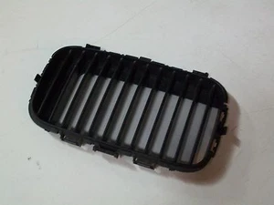 GRIGLIA - MASCHERINA SINISTRA BMW E36 - 51338151548 - ORIGINALE - Imagen 1 de 1