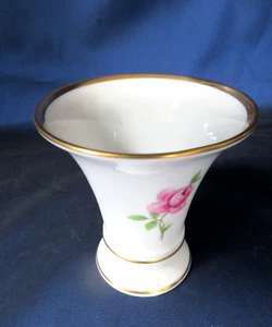 Fürstenberg Porzellan Vase - Kleine Trichtervase - Rote Rosen H: 8 cm - Bild 1 von 4