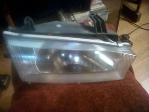 1999 Subaru Legacy Outback-right headlite body - Bild 1 von 2