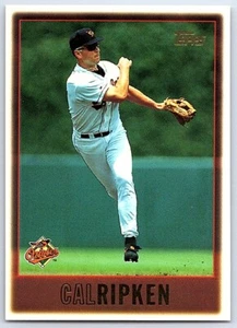 1997 Topps Cal Ripken Jr. Baltimore Orioles #400 - Picture 1 of 2