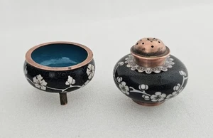 Salina e pepe in rame smaltato shaker vintage cinese cloisonné tre pentole - Foto 1 di 13