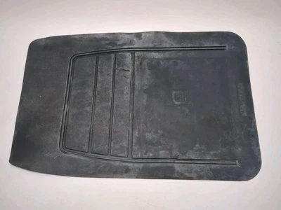 1988-1998 GM Chevy/GMC Truck Floor Mats OEM Suburban Tahoe Yukon Sierra RH - Image 1 of 4