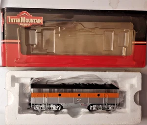 HO Scale Intermountain Western Pacific EMD F7B Diesel Locomotive powered - Picture 1 of 6
