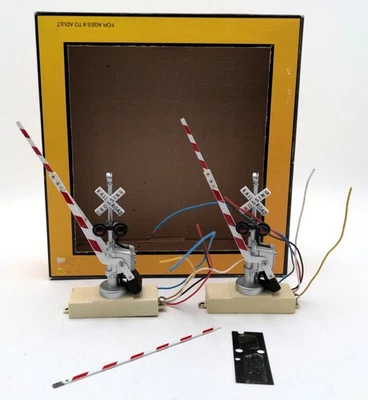 MTH 30-11012 O Gauge Operating Crossing Gates Signal (Box of 2)/Box - Image 1 of 4